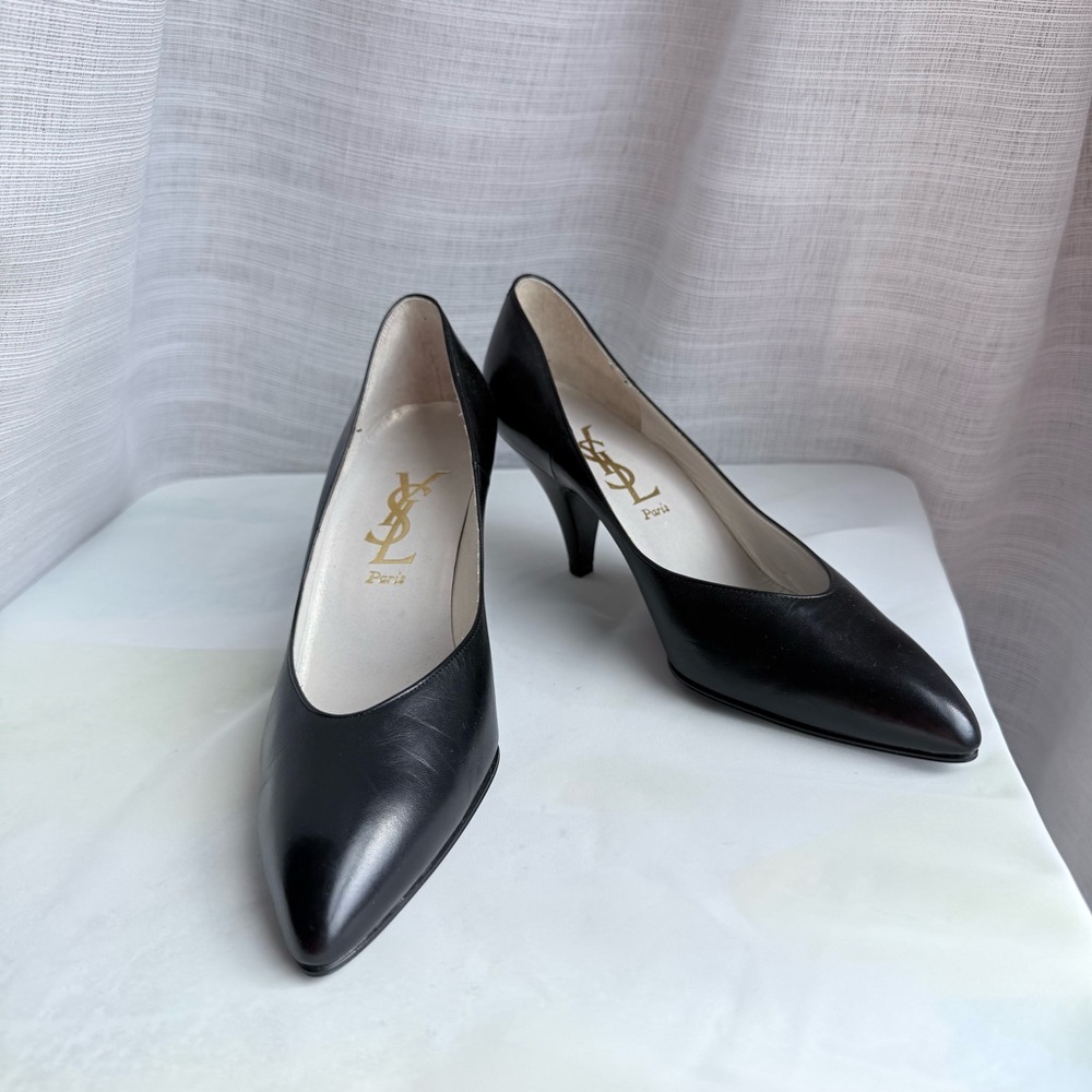 Yves Saint Laurent Classic Black Heels